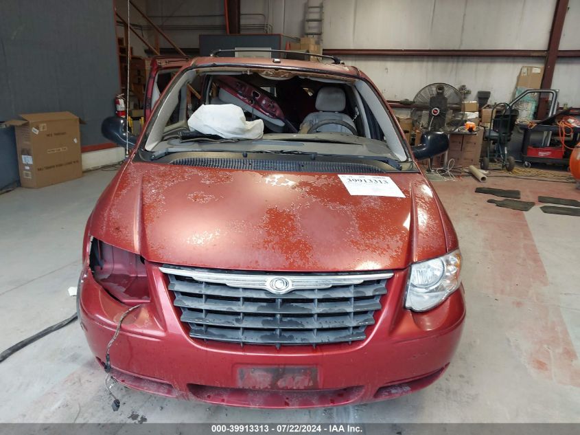 2007 Chrysler Town & Country Touring VIN: 2A4GP54L27R209956 Lot: 39913313