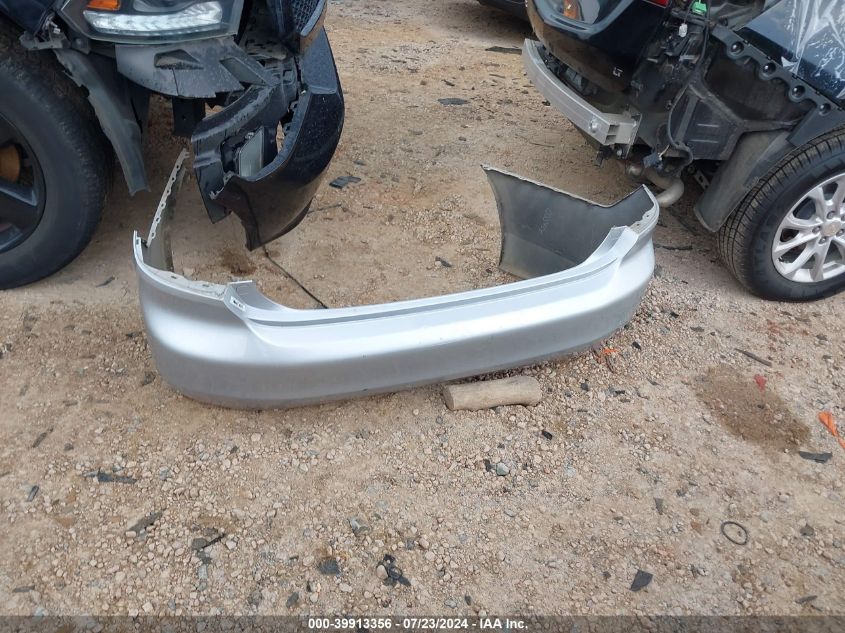 2004 Honda Accord Ex VIN: 1HGCM56704A058047 Lot: 39913356