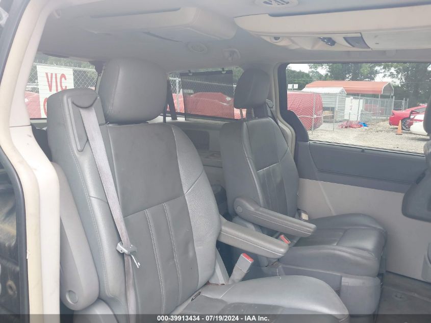 2008 Chrysler Town & Country Touring VIN: 2A8HR54P28R805568 Lot: 39913434