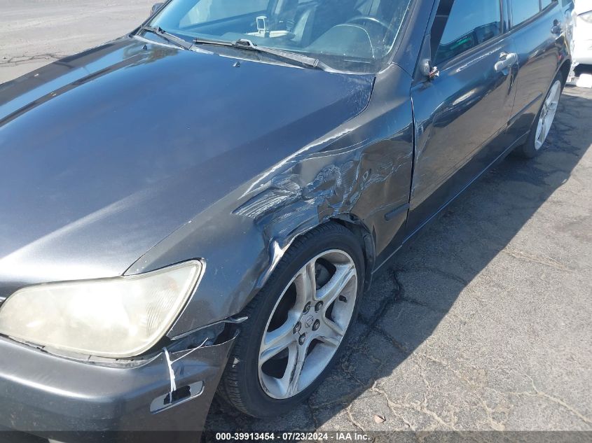 2001 Lexus Is 300 VIN: JTHBD182710021324 Lot: 39913454