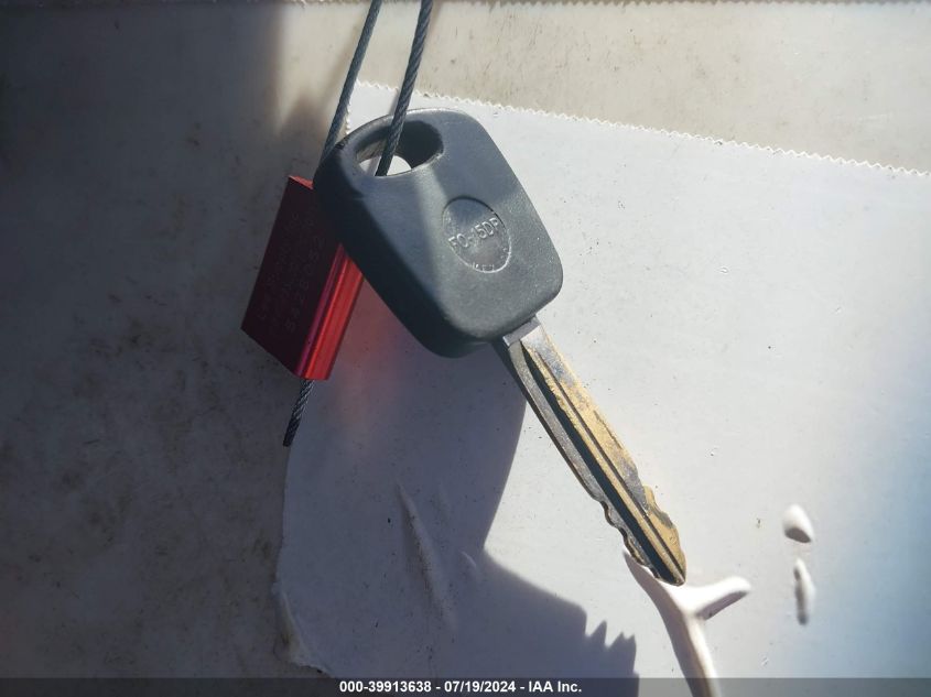 1999 Ford Explorer Sport VIN: 1FMYU24E2XUC21901 Lot: 39913638