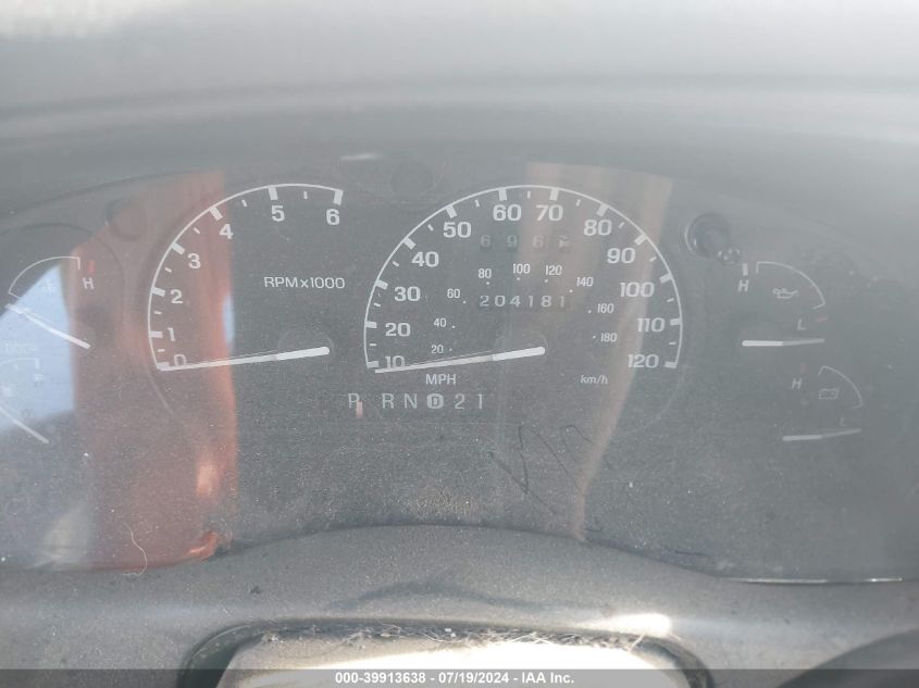 1999 Ford Explorer Sport VIN: 1FMYU24E2XUC21901 Lot: 39913638