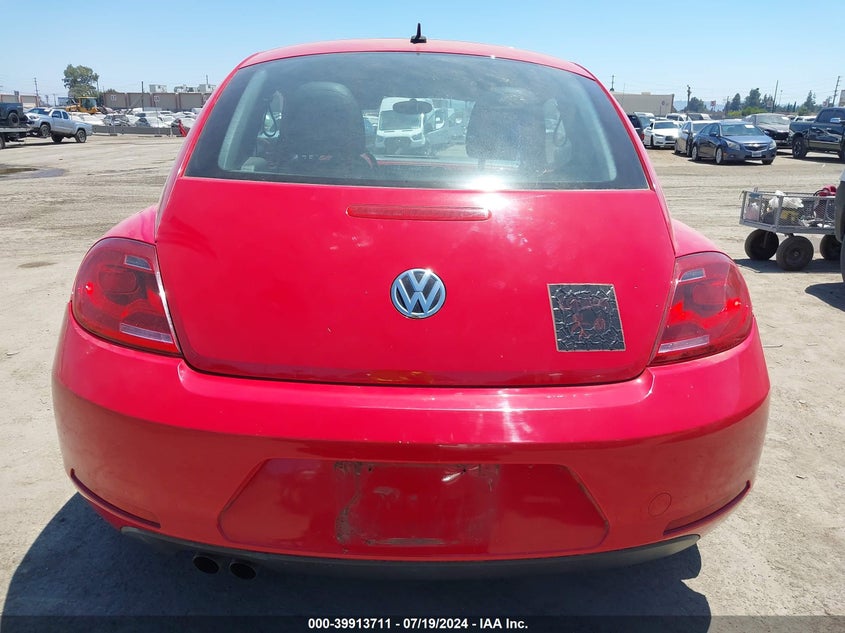 2013 VOLKSWAGEN BEETLE 2.5L - 3VWJP7AT0DM659830