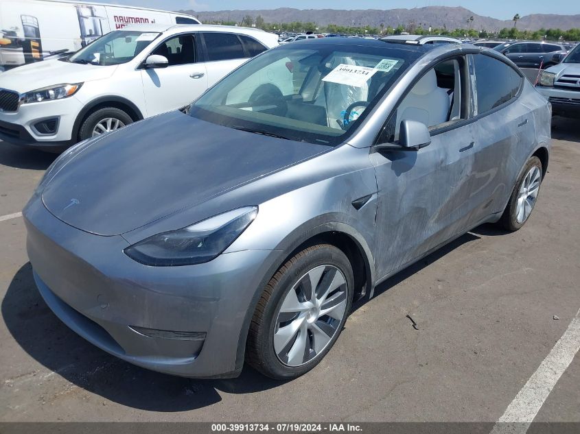 7SAYGDEE6RA290270 2024 TESLA MODEL Y - Image 2