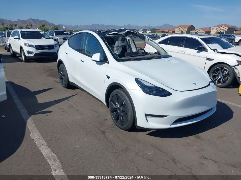 2024 TESLA MODEL Y - 7SAYGDEE1RA290824