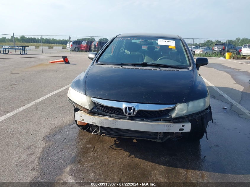 2009 Honda Civic Lx VIN: 19XFA16599E037780 Lot: 39913937