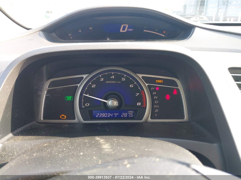 2009 Honda Civic Lx VIN: 19XFA16599E037780 Lot: 39913937