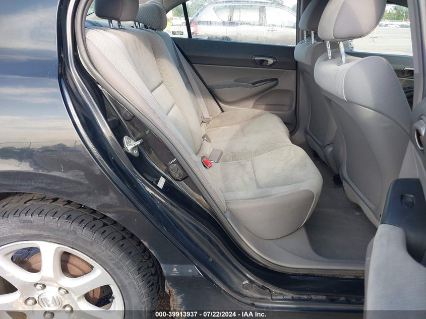 2009 Honda Civic Lx VIN: 19XFA16599E037780 Lot: 39913937