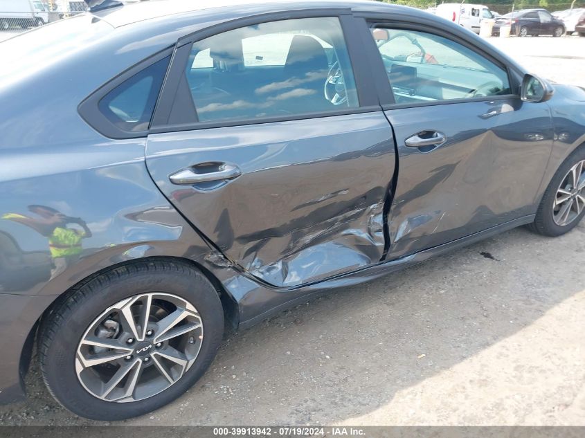 2024 Kia Forte Lxs VIN: 3KPF24AD4RE753659 Lot: 39913942