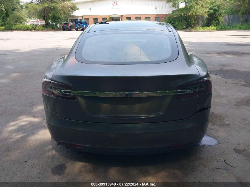 2015 Tesla Model S 70D/85D/P85D VIN: 5YJSA1E26FF118425 Lot: 39913949