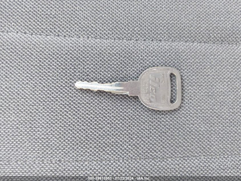 2005 Chevrolet Classic VIN: 1G1ND52F35M194413 Lot: 39913951