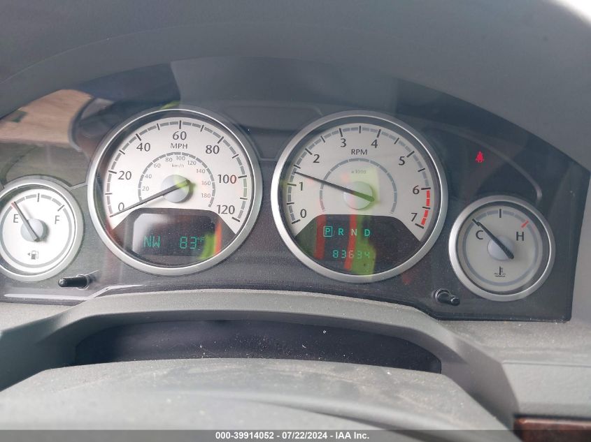 2010 Chrysler Town & Country New Lx VIN: 2A4RR2D14AR392283 Lot: 39914052