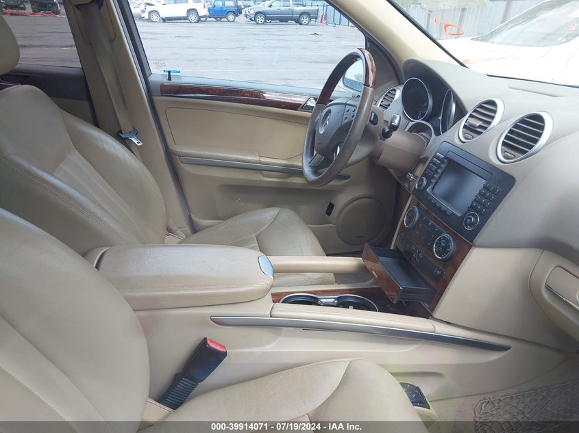 2006 Mercedes-Benz Ml 500 4Matic VIN: 4JGBB75E26A061090 Lot: 39914071