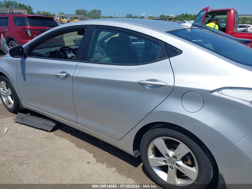2012 Hyundai Elantra Gls (Ulsan Plant) VIN: KMHDH4AE4CU237028 Lot: 39914086