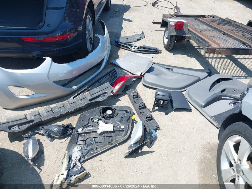 2012 Hyundai Elantra Gls (Ulsan Plant) VIN: KMHDH4AE4CU237028 Lot: 39914086