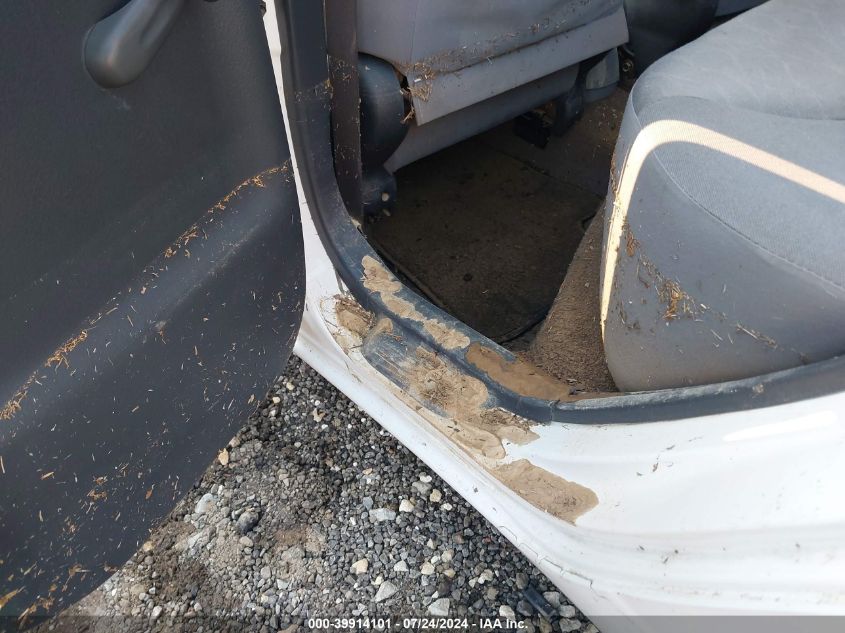 2003 Toyota Echo VIN: JTDBT123735042198 Lot: 39914101