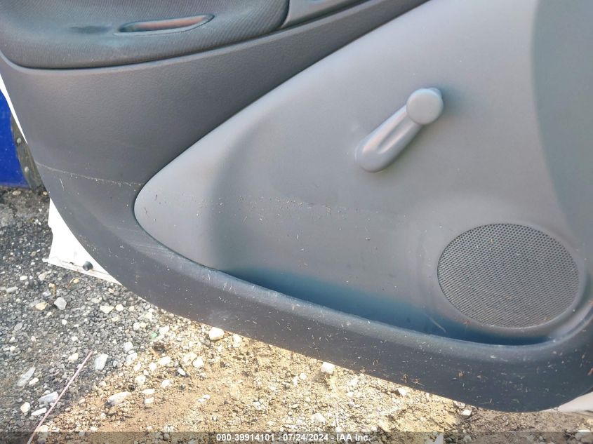 2003 Toyota Echo VIN: JTDBT123735042198 Lot: 39914101