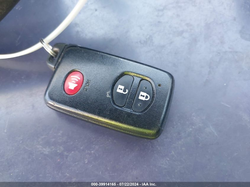 2011 Toyota Prius Two VIN: JTDKN3DU4B1365836 Lot: 39914165