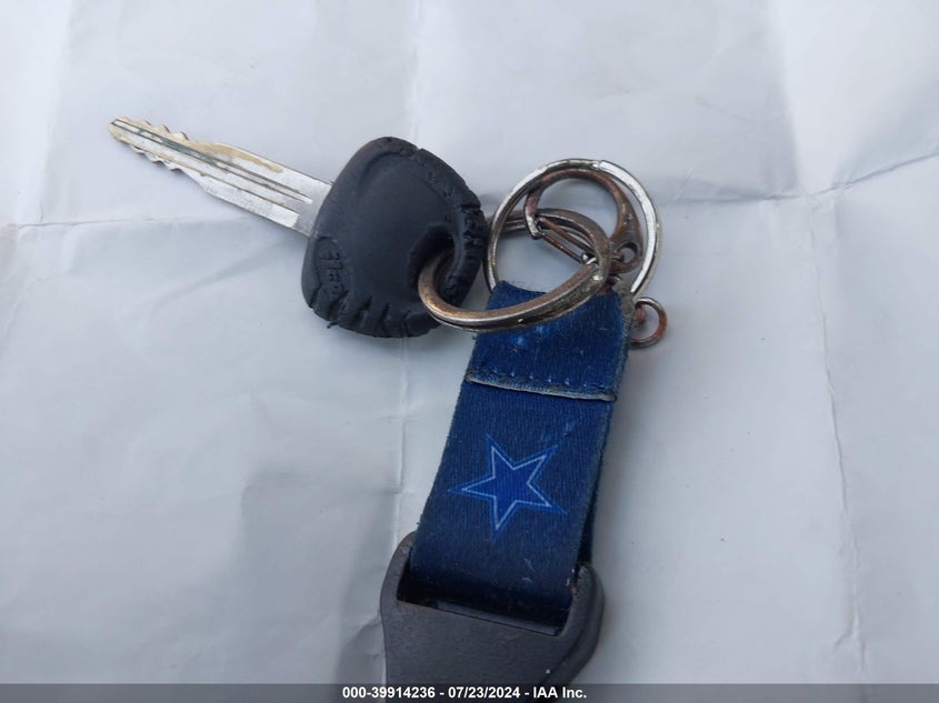 2001 Hyundai Accent L VIN: KMHCF35G31U071122 Lot: 39914236