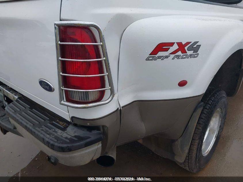 2004 Ford F-350 VIN: 1FTWW33PX4EA22826 Lot: 39914274