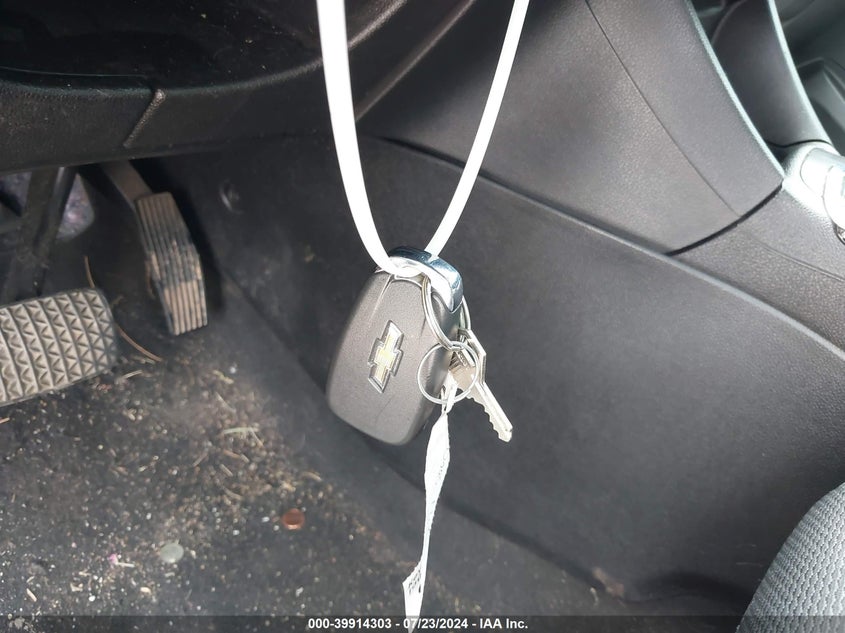 2017 CHEVROLET CRUZE LT AUTO - 3G1BE6SM1HS601928