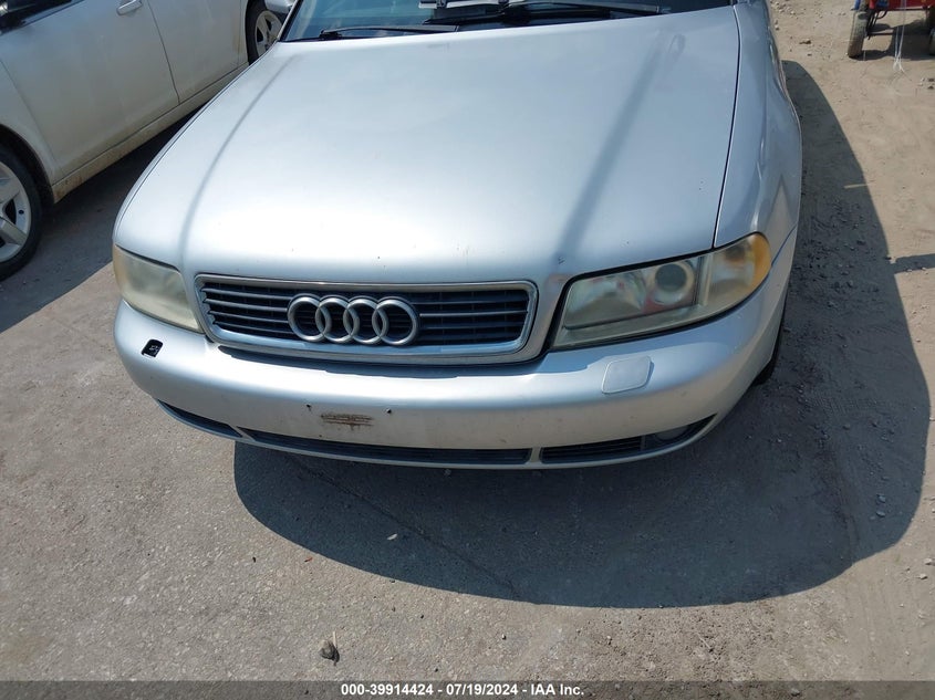 2000 Audi A4 2.8 VIN: WAUDH28DXYA030980 Lot: 39914424