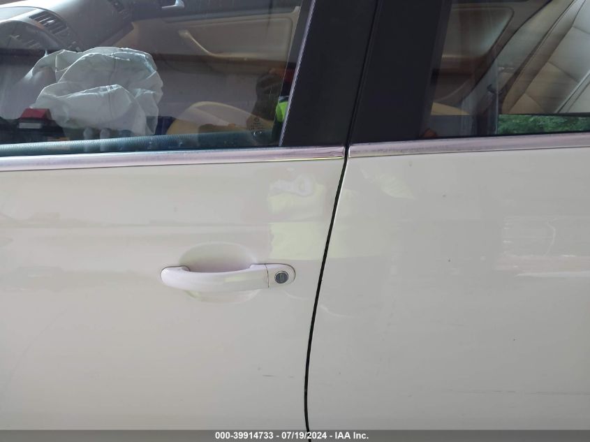 2008 Volkswagen Jetta Se/Sel VIN: 3VWRZ71KX8M017187 Lot: 39914733