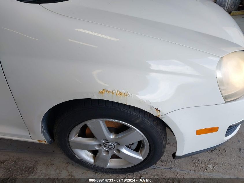 2008 Volkswagen Jetta Se/Sel VIN: 3VWRZ71KX8M017187 Lot: 39914733