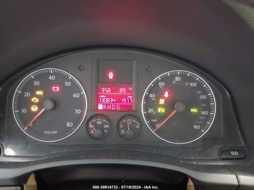 2008 Volkswagen Jetta Se/Sel VIN: 3VWRZ71KX8M017187 Lot: 39914733