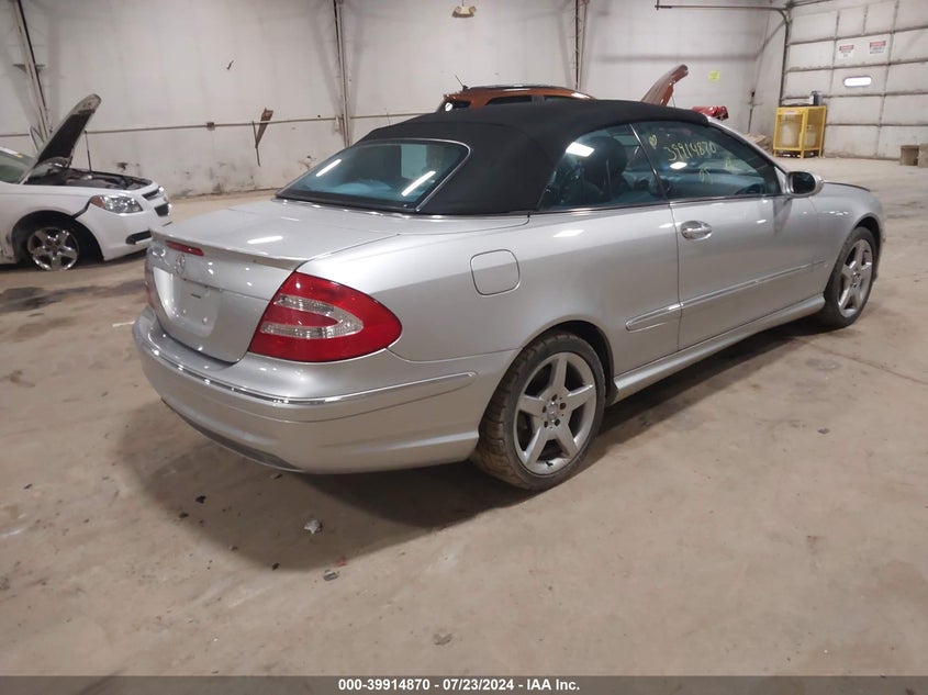 2005 Mercedes-Benz Clk 500 VIN: WDBTK75J75F160171 Lot: 39914870
