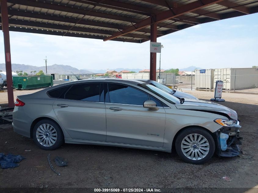 2015 Ford Fusion Hybrid Se VIN: 3FA6P0LU0FR235162 Lot: 39915069