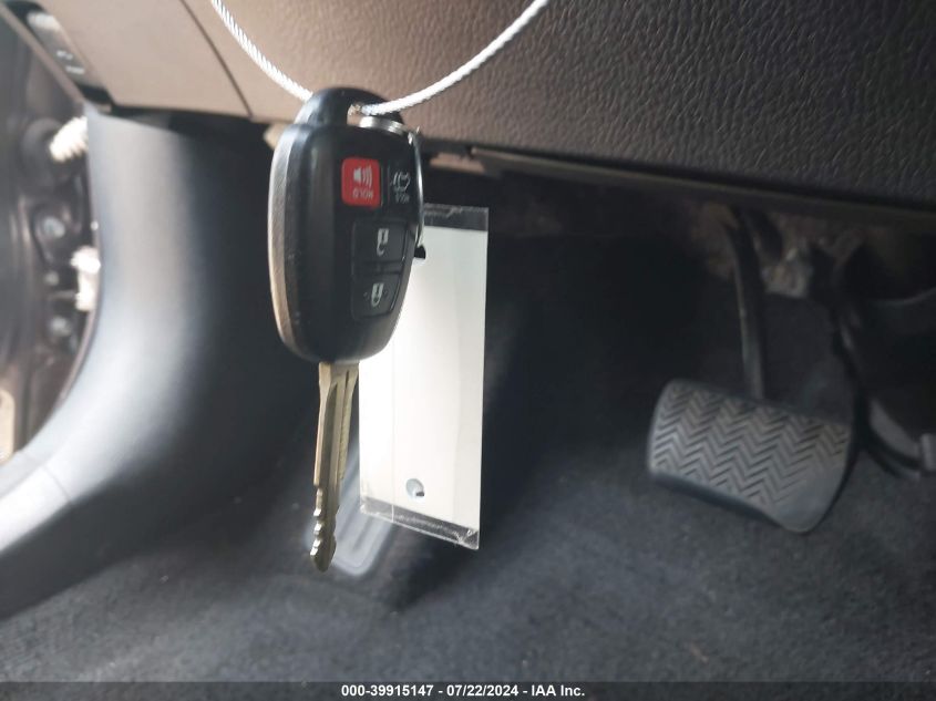 2017 Toyota Rav4 Xle VIN: JTMWFREV0HJ117634 Lot: 39915147