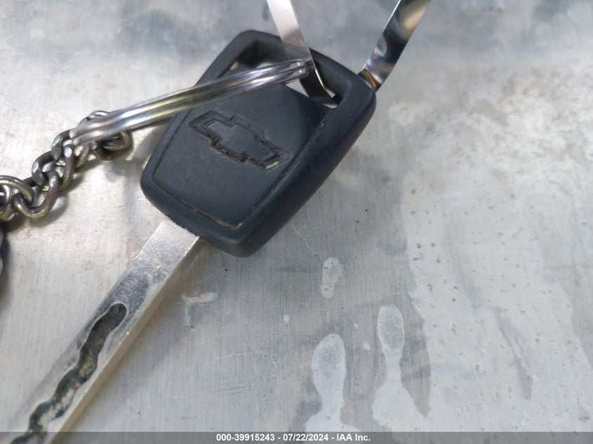 2014 CHEVROLET SILVERADO 1500 C1500 LT - 1GCRCREC2EZ251563