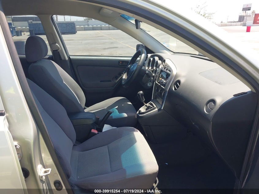 2004 Toyota Matrix Standard VIN: 2T1KR32E84C172927 Lot: 39915254