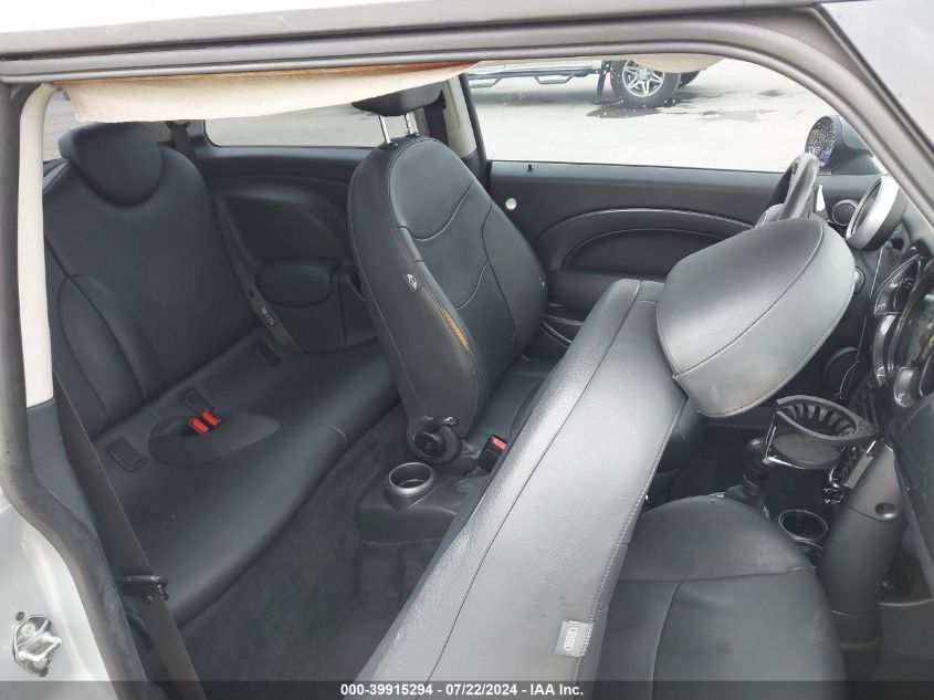 2006 Mini Cooper S VIN: WMWRE335X6TJ33497 Lot: 39915294