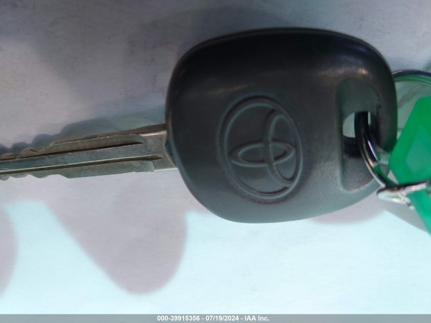 2006 Toyota Sienna Le VIN: 5TDZA23C86S421184 Lot: 39915356