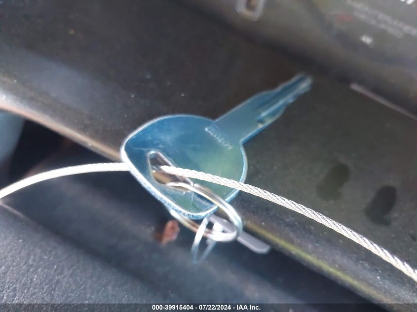 1998 Honda Cr-V Lx VIN: JHLRD2846WC018513 Lot: 39915404