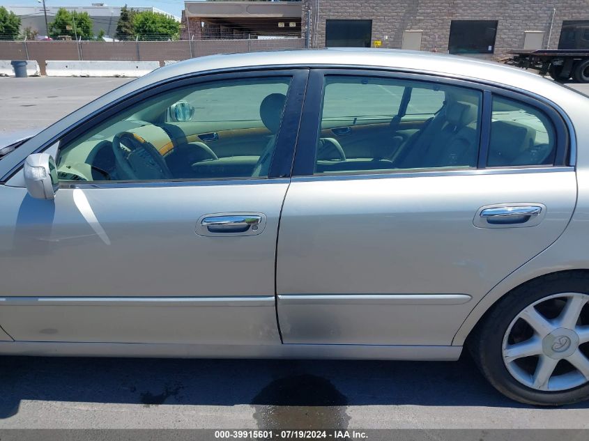 2002 Infiniti Q45 Luxury VIN: JNKBF01A22M007637 Lot: 39915601