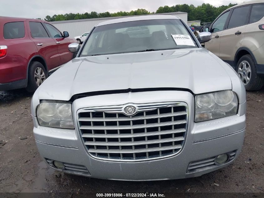 2010 Chrysler 300 Touring/Signature Series/Executive Series VIN: 2C3CA5CVXAH225526 Lot: 39915986