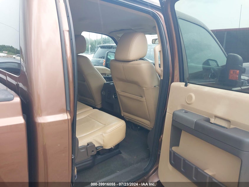 2011 Ford F-250 Lariat VIN: 1FT7W2AT0BEC18799 Lot: 39916055