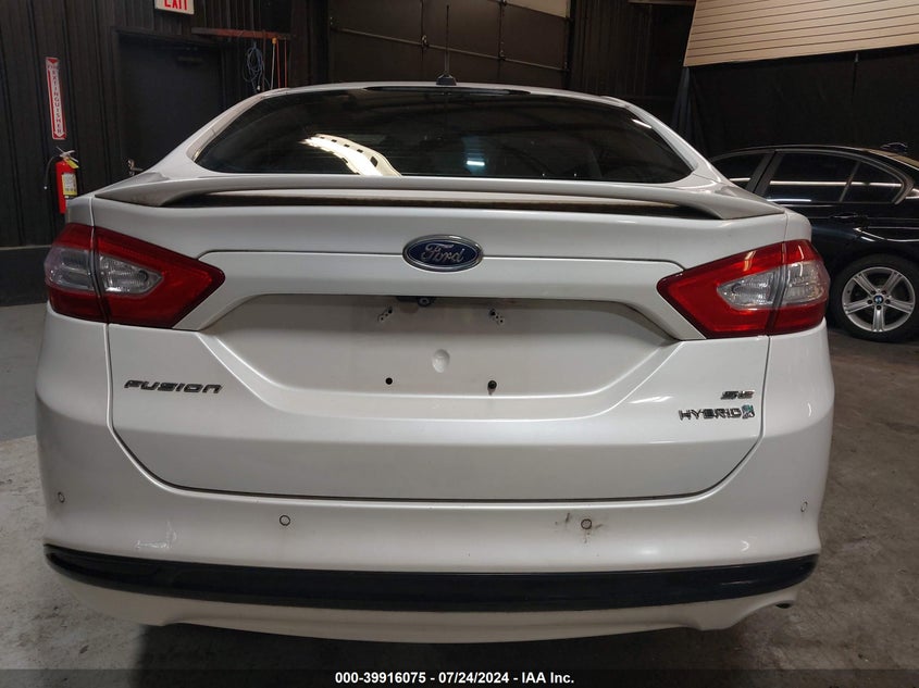 2013 Ford Fusion Hybrid Se VIN: 3FA6P0LU5DR235283 Lot: 39916075