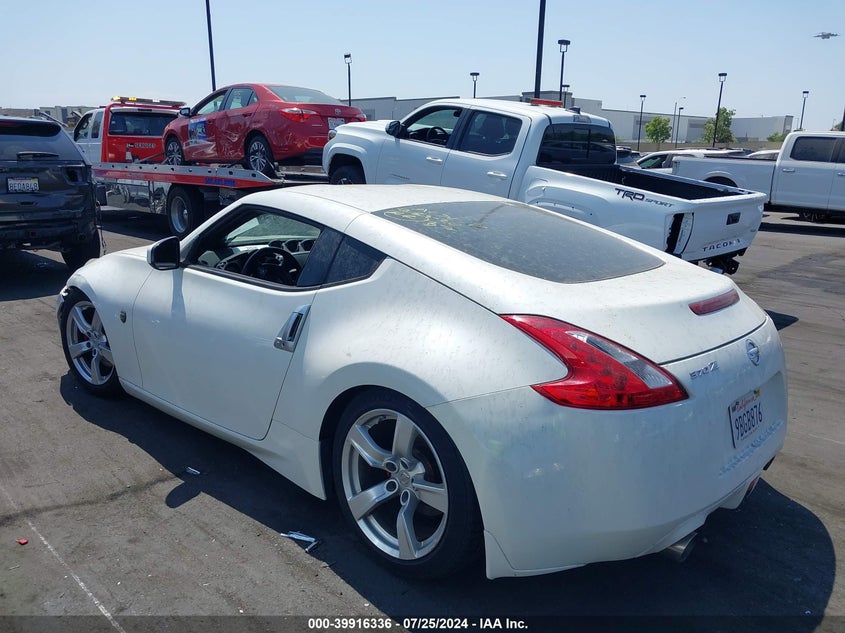 2011 Nissan 370Z VIN: JN1AZ4EH9BM555107 Lot: 39916336