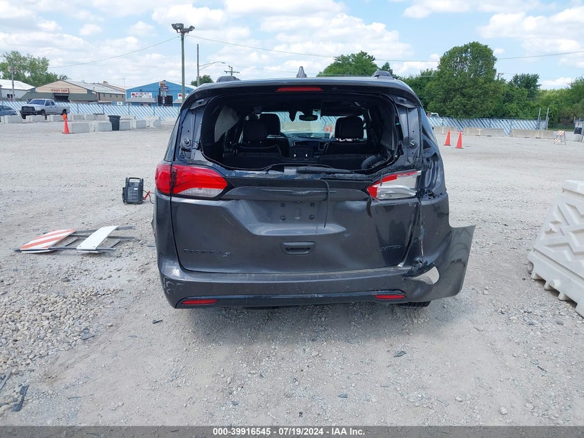 VIN 2C4RC1GG4JR310960 2018 CHRYSLER PACIFICA LIMITED
