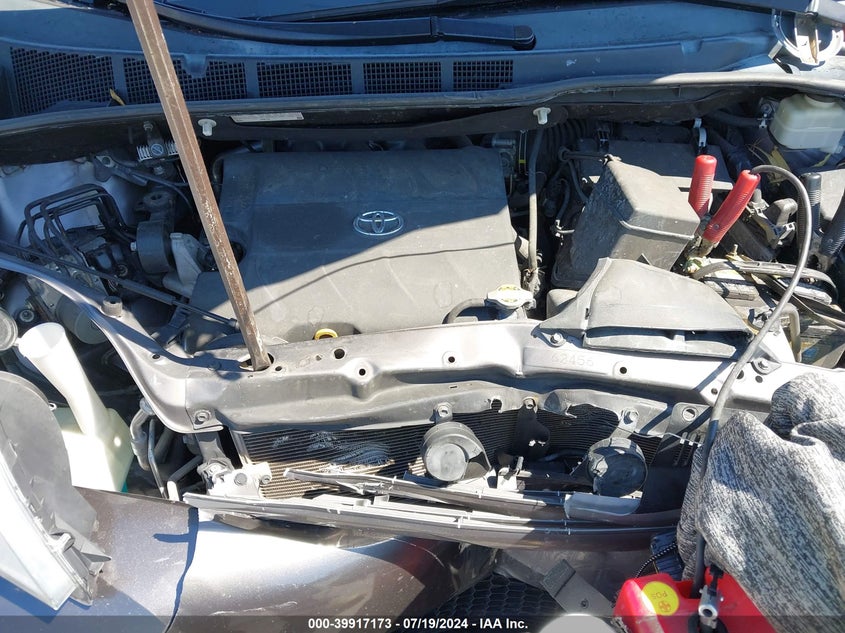 2016 Toyota Sienna Xle 8 Passenger VIN: 5TDYK3DC5GS718539 Lot: 39917173