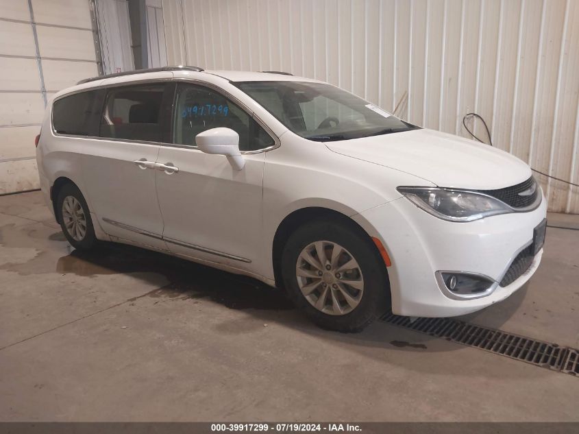 2C4RC1BG2JR158149 2018 CHRYSLER PACIFICA - Image 1