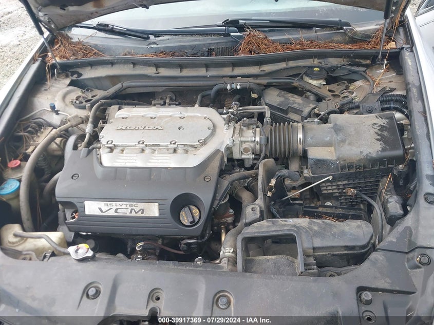 2011 Honda Accord Exl VIN: 1HGCP3F88BA028991 Lot: 39917369