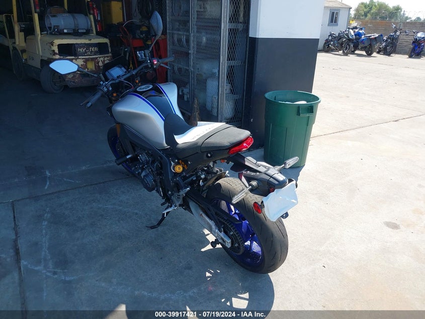 2023 YAMAHA MT09 DC - JYARN72Y6PA000508