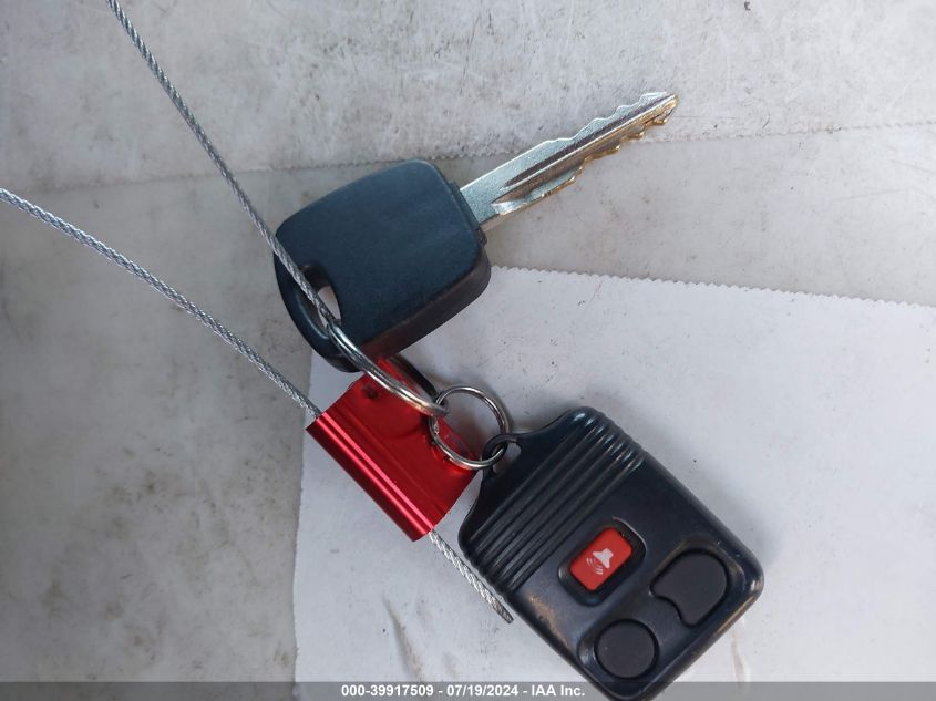 2004 Ford Escape Xlt VIN: 1FMYU03114DA00496 Lot: 39917509