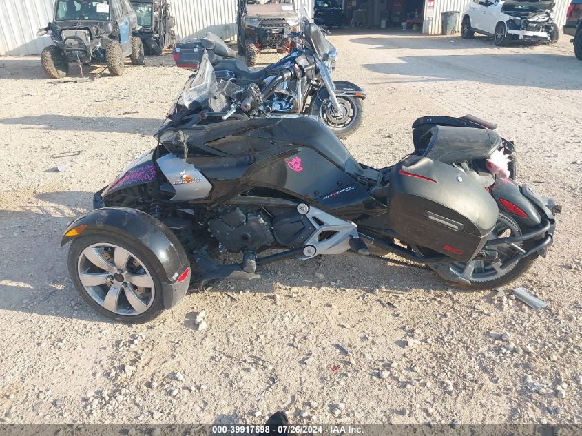 2015 Can-Am Spyder Roadster F3/F3-S VIN: 2BXRDCD20FV001566 Lot: 39917598