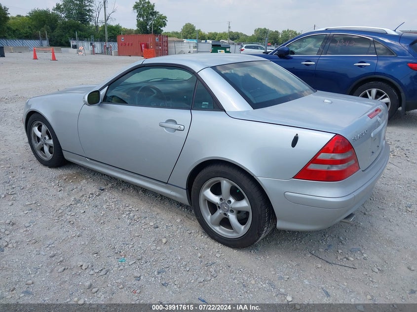 2001 Mercedes-Benz Slk 320 VIN: WDBKK65F01F225406 Lot: 39917615